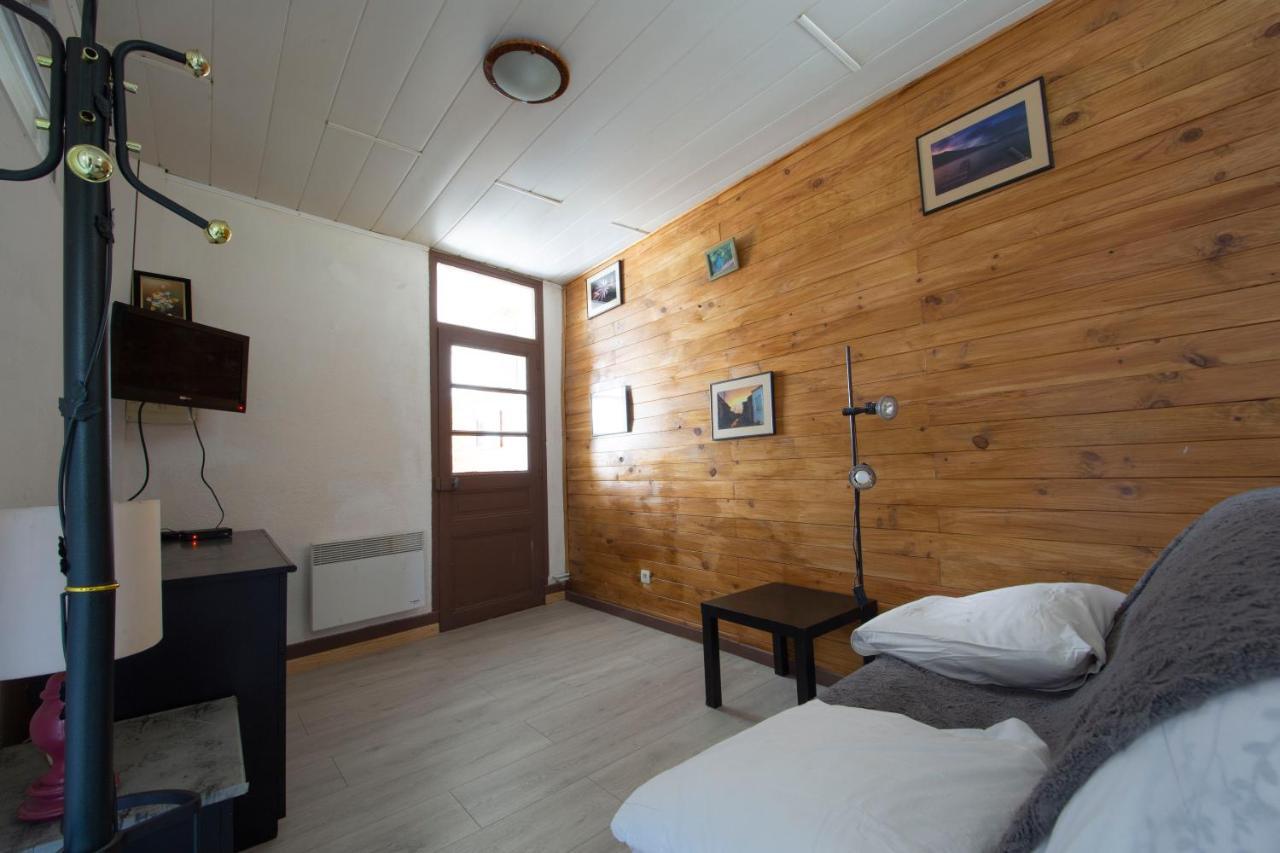 T1 Situe A 100 M Des Thermes Apartment Aix-les-Bains Exterior photo